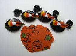 8 Piece Candy Corn Dinner Set with Placemats & Napkins